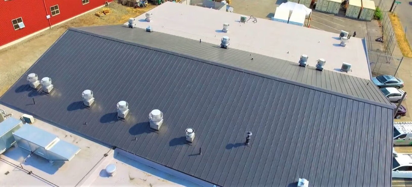 Commercial flat roof installation in Rancho Santa Margarita, CA